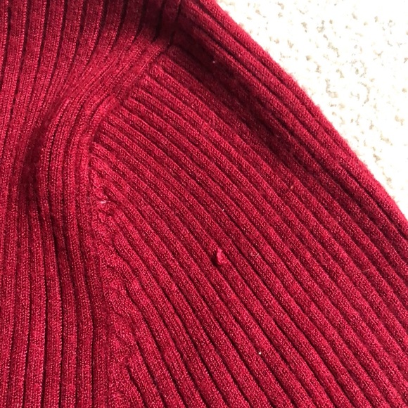 NY&Co Gorgeous Red Wine ¾ Sleeve Sweater - Picture 4 of 4
